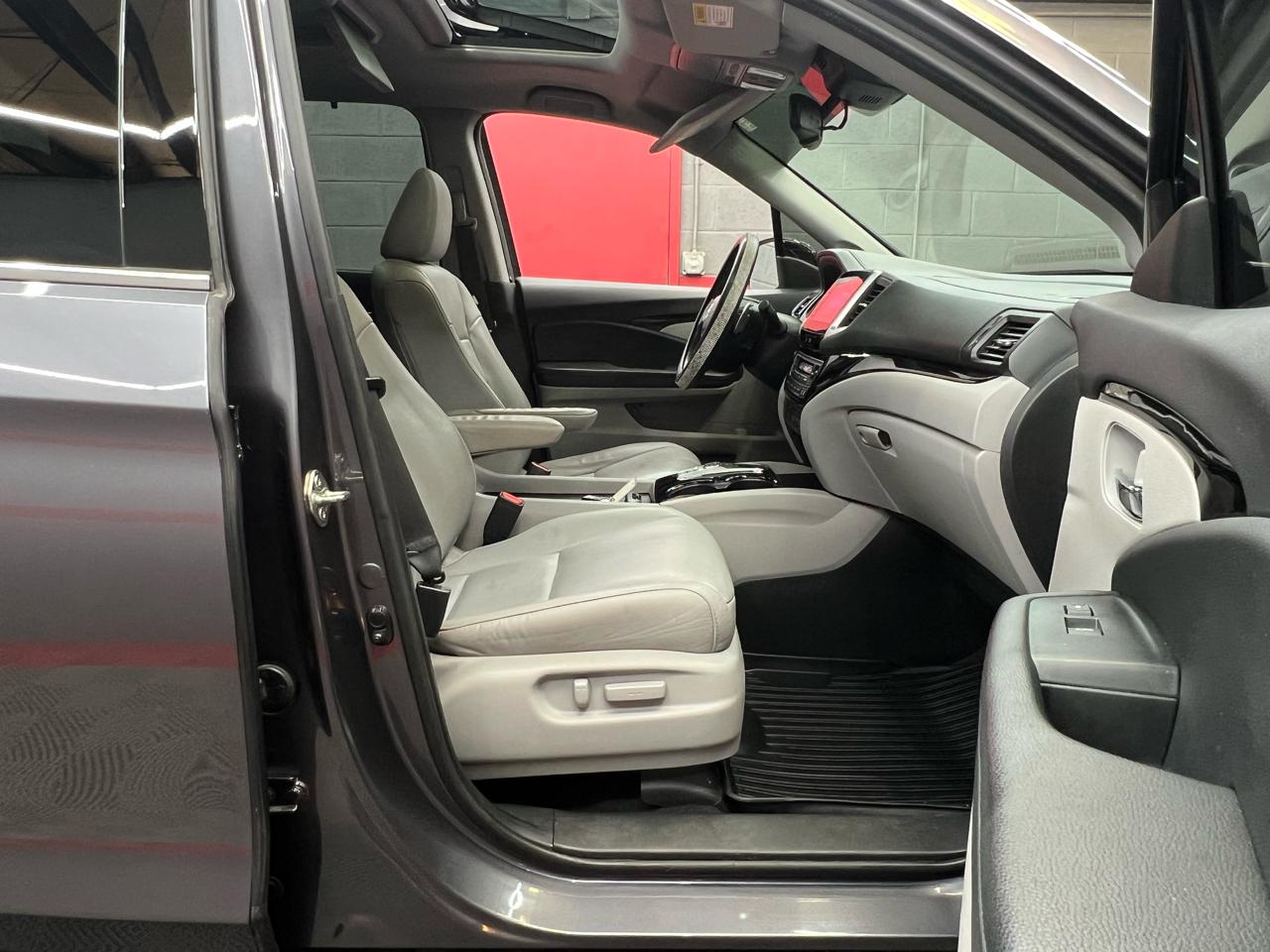 Honda Pilot Touring 2WD 2018