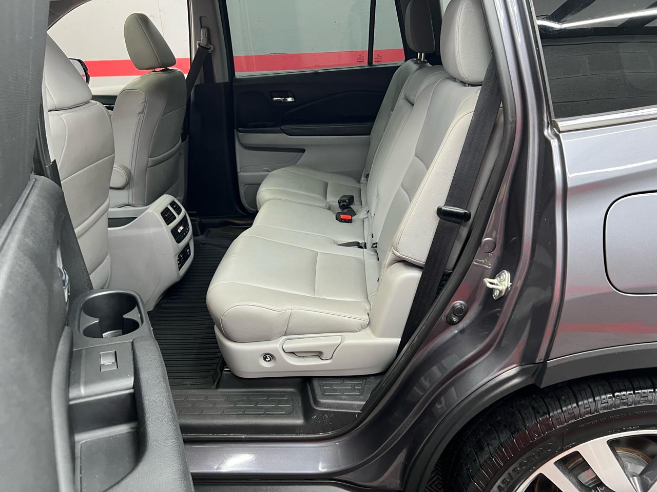 Honda Pilot Touring 2WD 2018