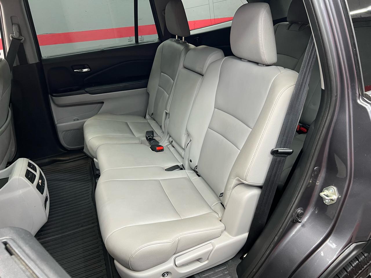Honda Pilot Touring 2WD 2018