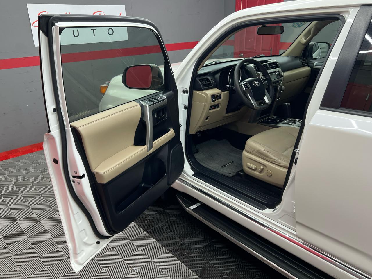 Toyota 4Runner SR5 Premium 2012