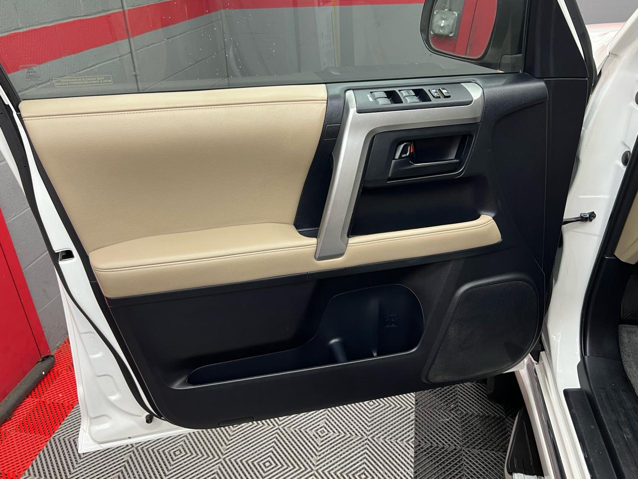 Toyota 4Runner SR5 Premium 2012