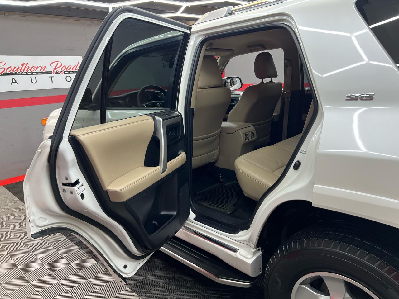 Toyota 4Runner SR5 Premium 2012