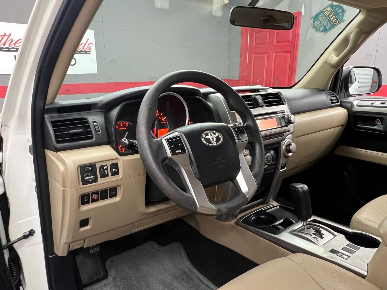 Toyota 4Runner SR5 Premium 2012