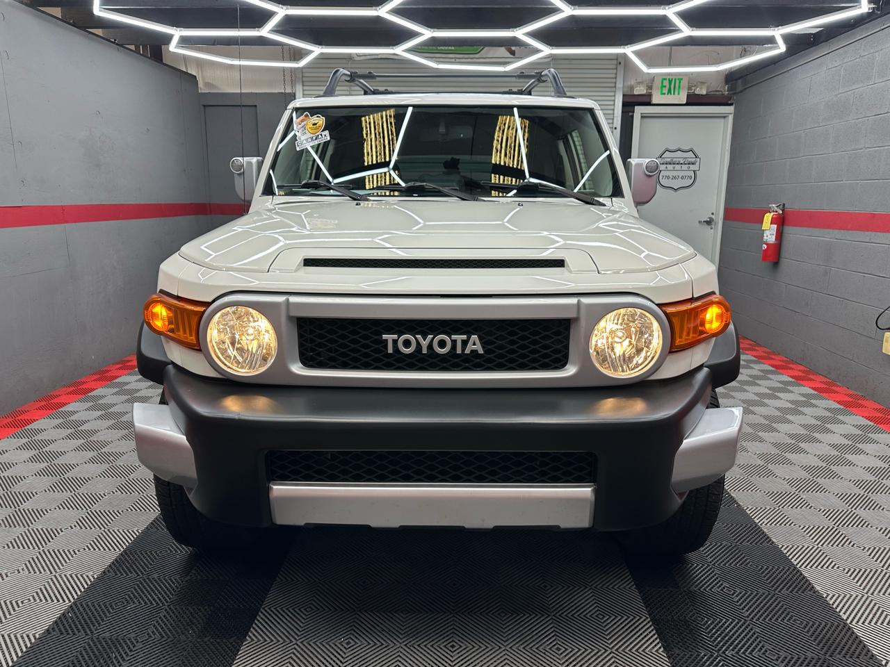 Toyota FJ Cruiser 4WD AT 2014