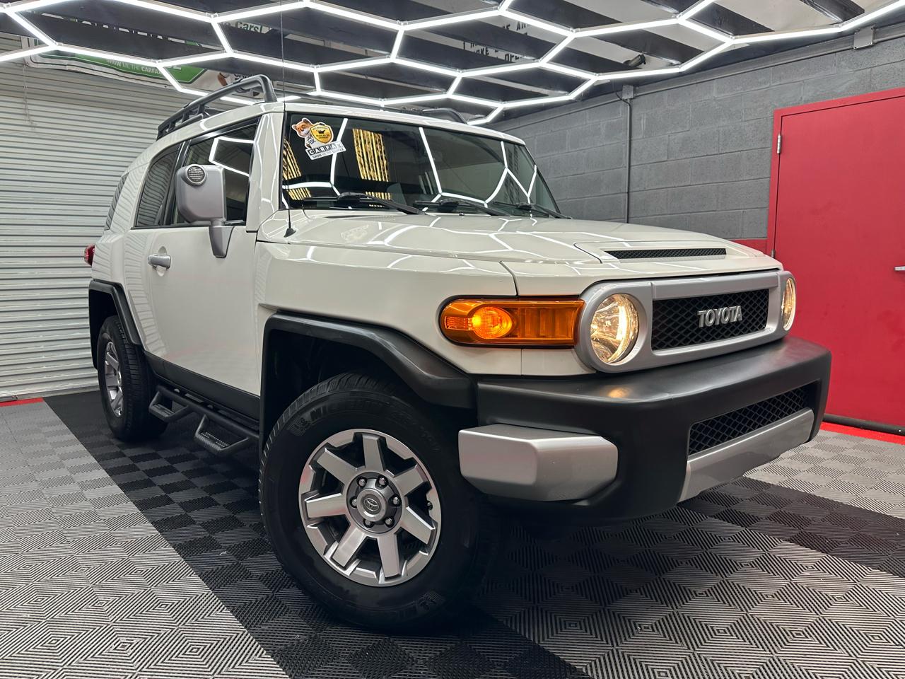 Toyota FJ Cruiser 4WD AT 2014