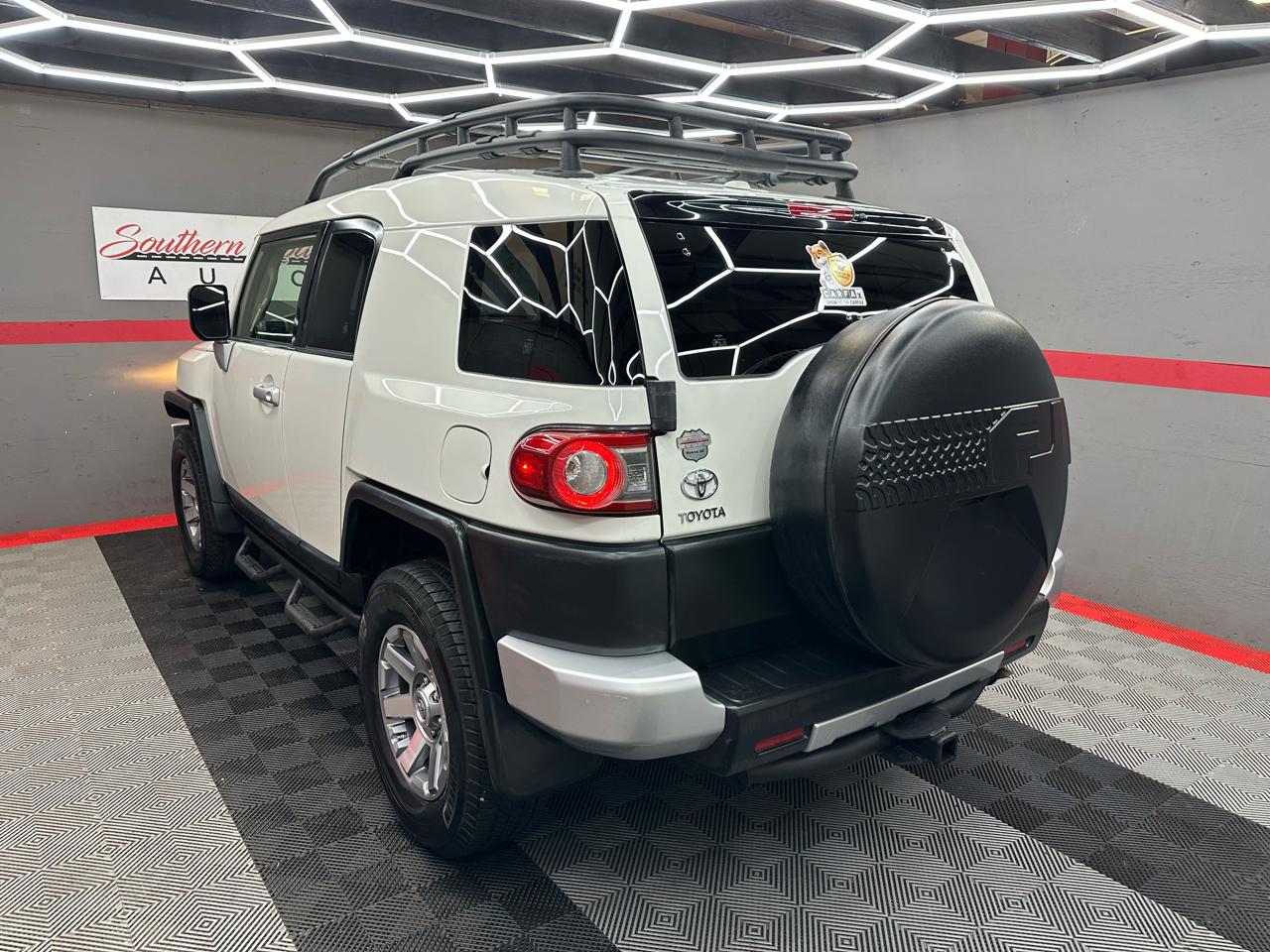 Toyota FJ Cruiser 4WD AT 2014