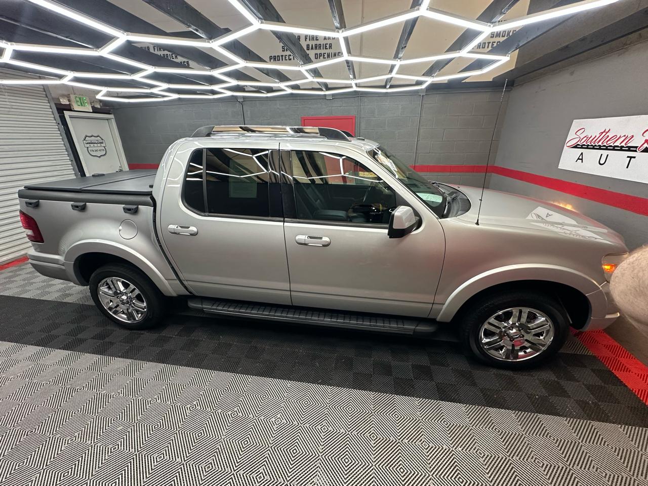 Ford Explorer Sport Trac Limited 4.0L 2WD 2010