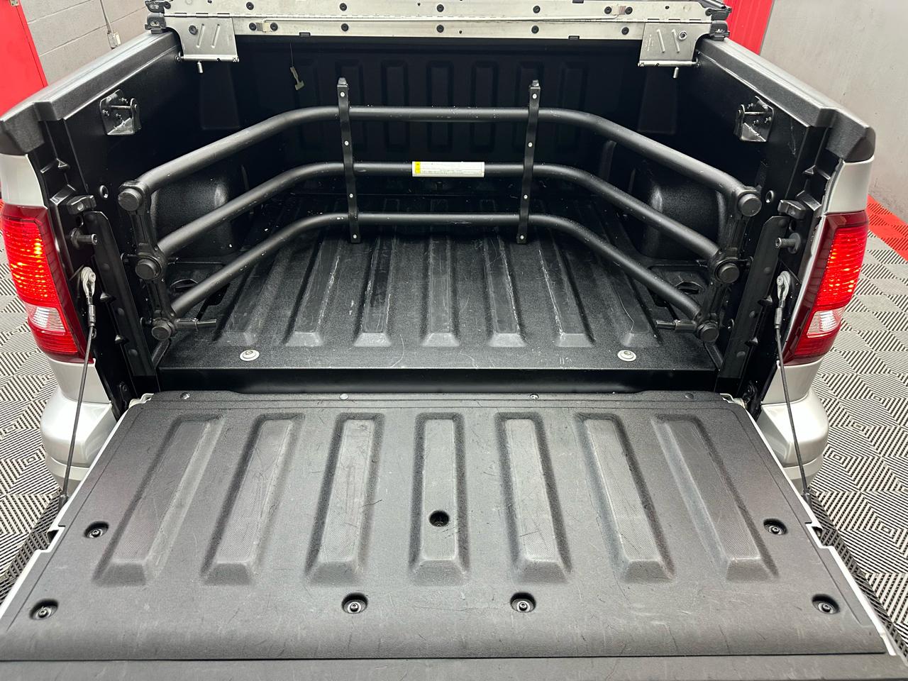 Ford Explorer Sport Trac Limited 4.0L 2WD 2010