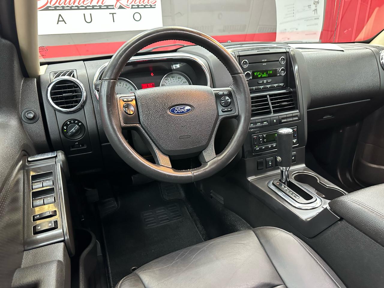 Ford Explorer Sport Trac Limited 4.0L 2WD 2010