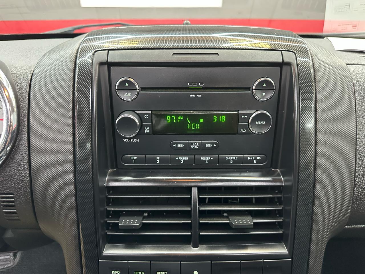 Ford Explorer Sport Trac Limited 4.0L 2WD 2010