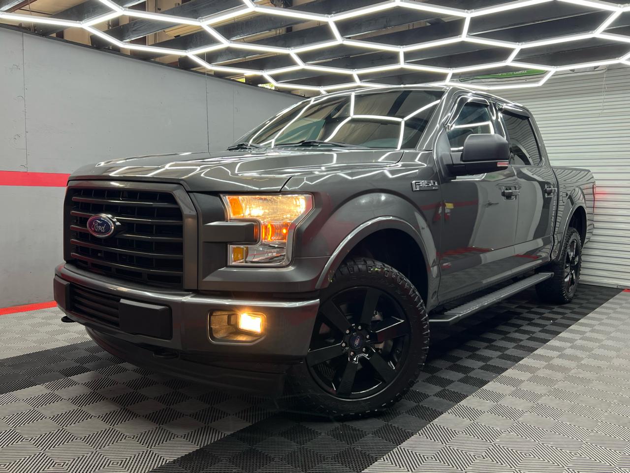 2017 Ford F-150 XLT SuperCrew 4WD FX4