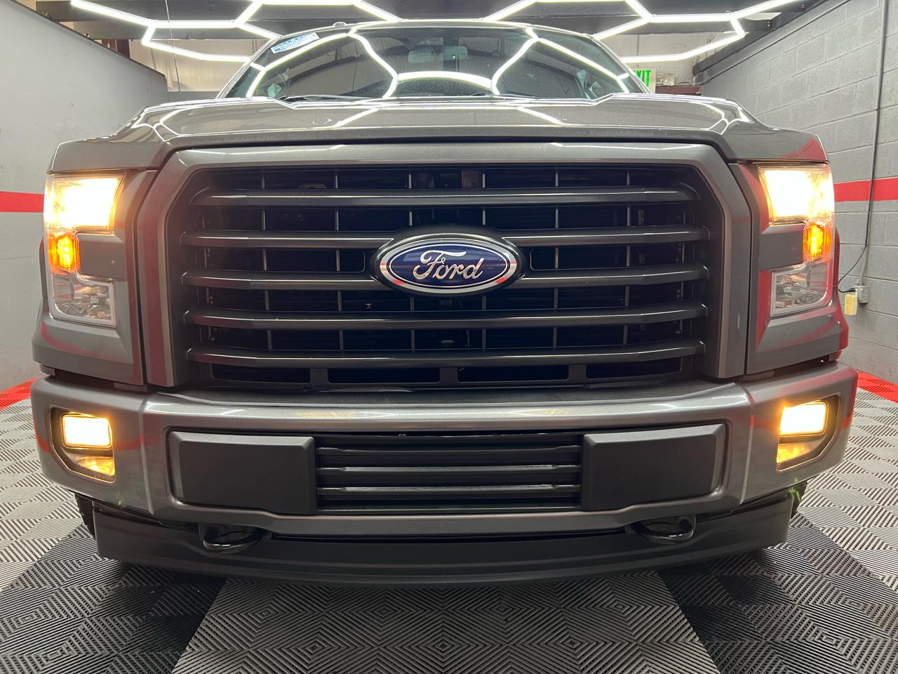 Ford F-150  2017