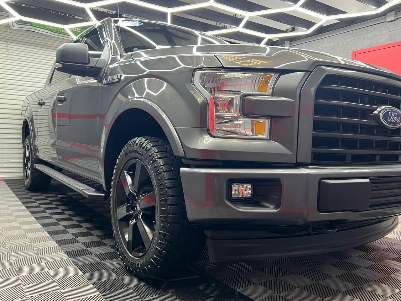 Ford F-150  2017