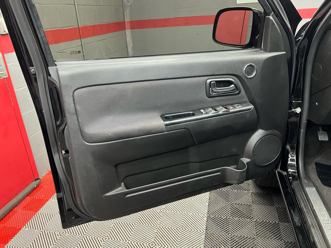 Chevrolet Colorado 1LT Crew Cab 2WD 2012