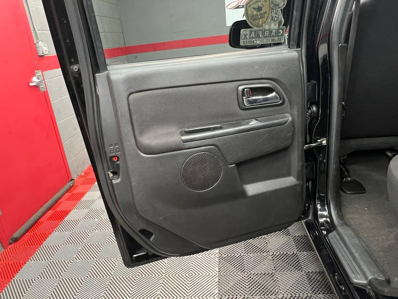 Chevrolet Colorado 1LT Crew Cab 2WD 2012