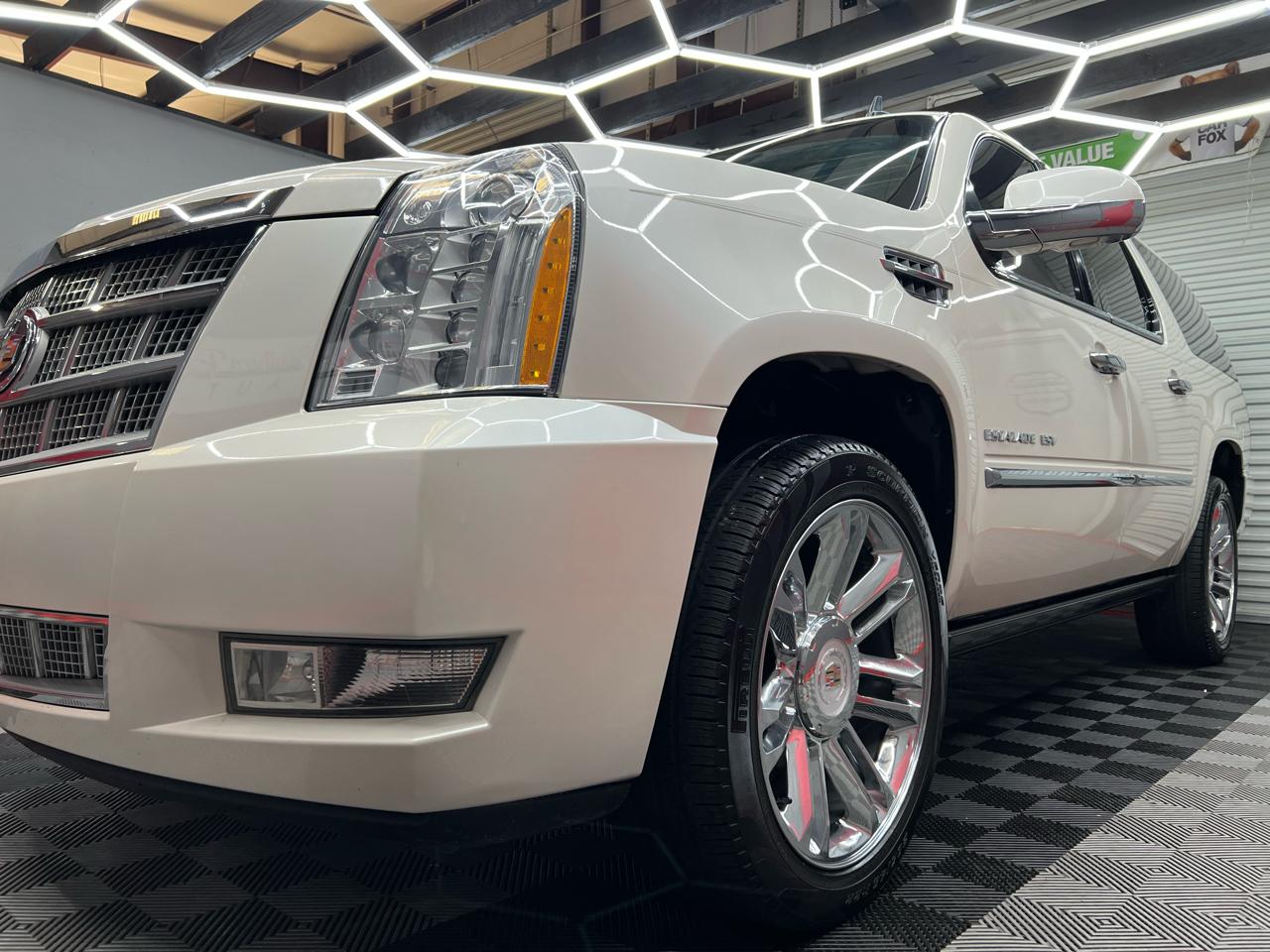 Cadillac Escalade ESV 2WD Platinum 2013