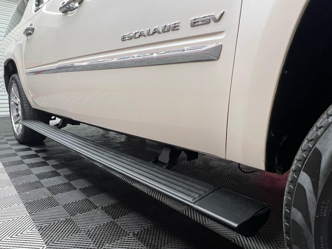Cadillac Escalade ESV 2WD Platinum 2013