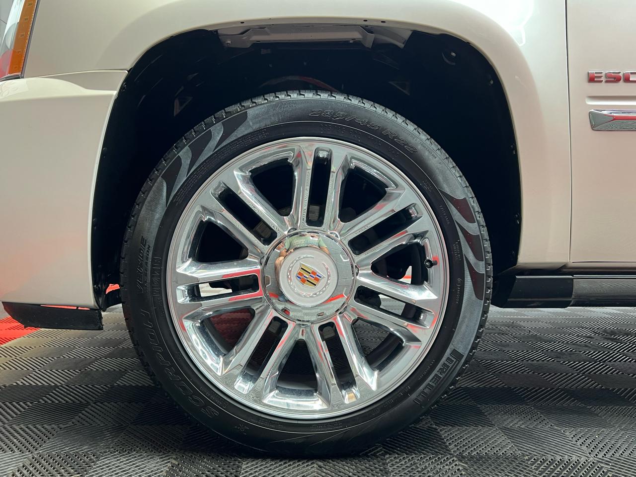 Cadillac Escalade ESV 2WD Platinum 2013