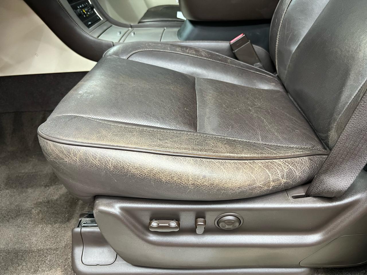 Cadillac Escalade ESV 2WD Platinum 2013