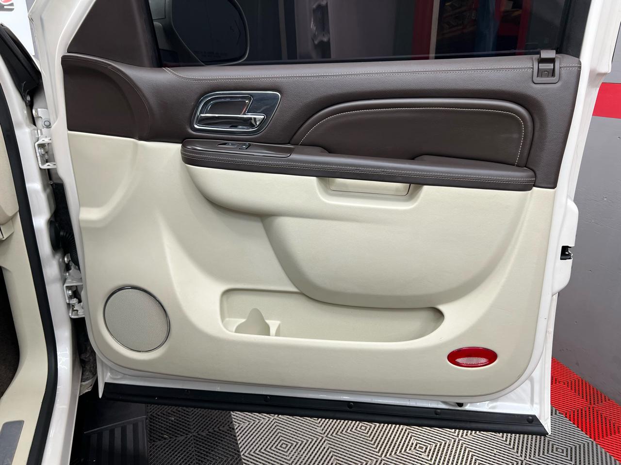 Cadillac Escalade ESV 2WD Platinum 2013