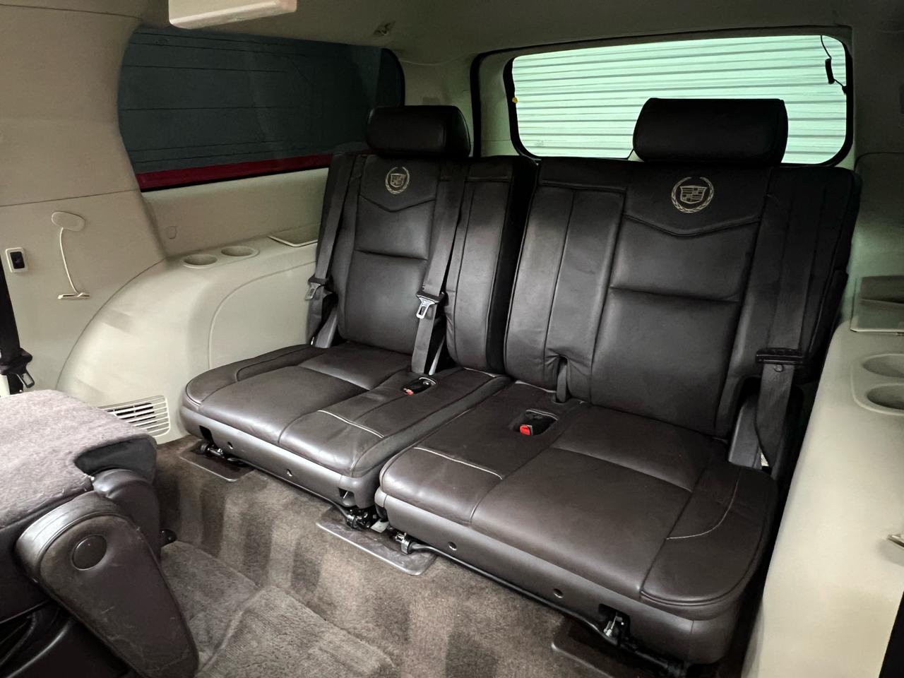 Cadillac Escalade ESV 2WD Platinum 2013