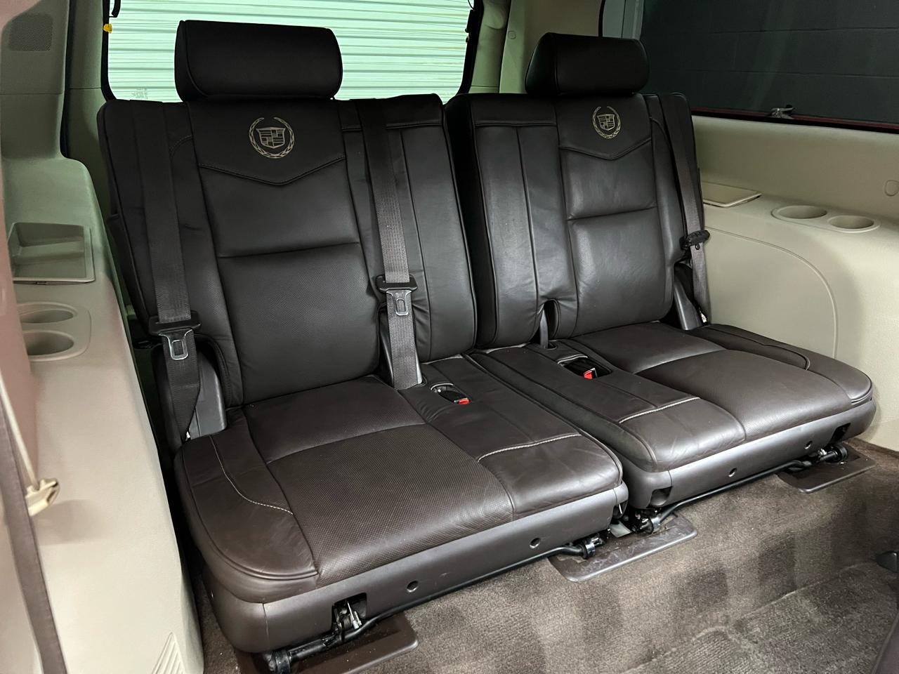 Cadillac Escalade ESV 2WD Platinum 2013