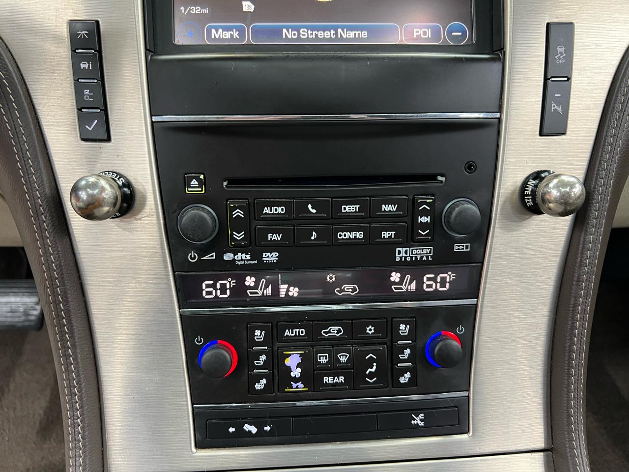 Cadillac Escalade ESV 2WD Platinum 2013