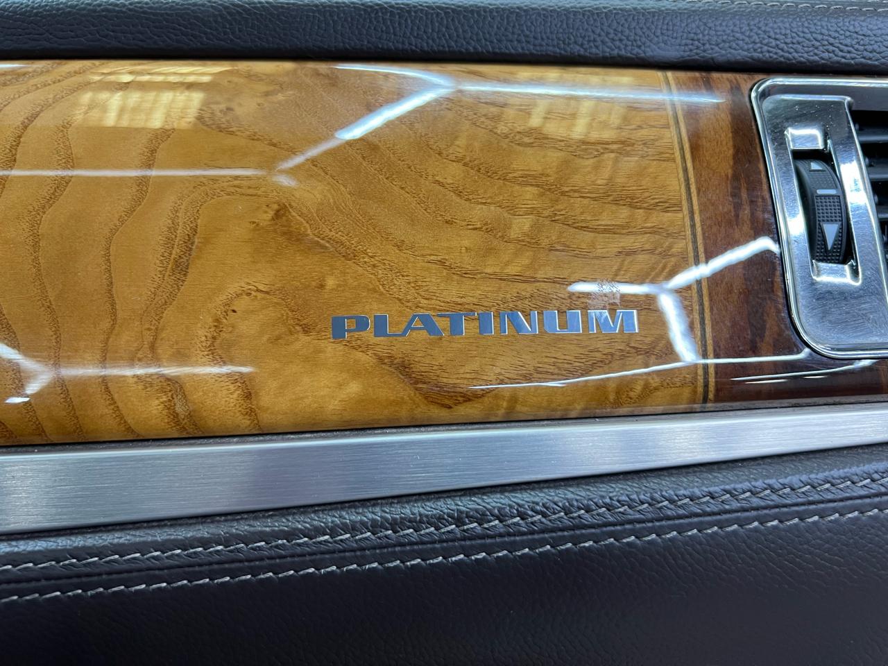 Cadillac Escalade ESV 2WD Platinum 2013