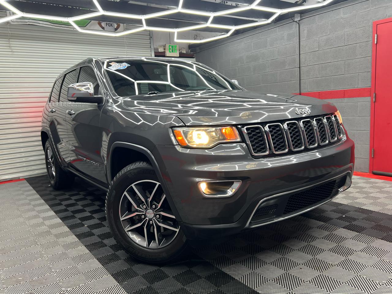 Jeep Grand Cherokee Limited 2WD 2018