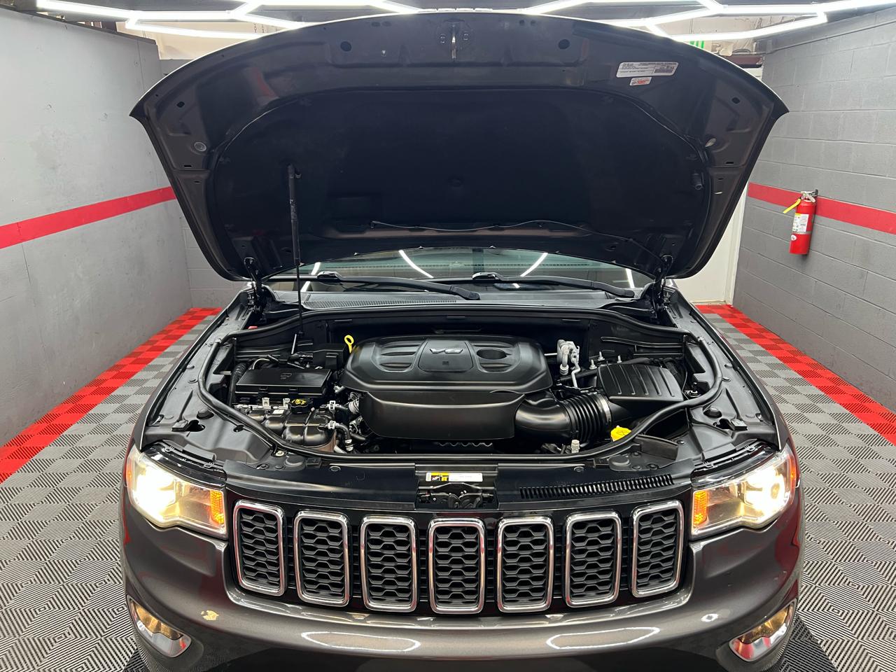 Jeep Grand Cherokee Limited 2WD 2018