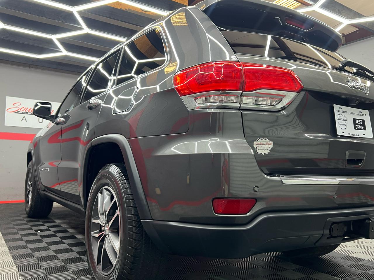 Jeep Grand Cherokee Limited 2WD 2018