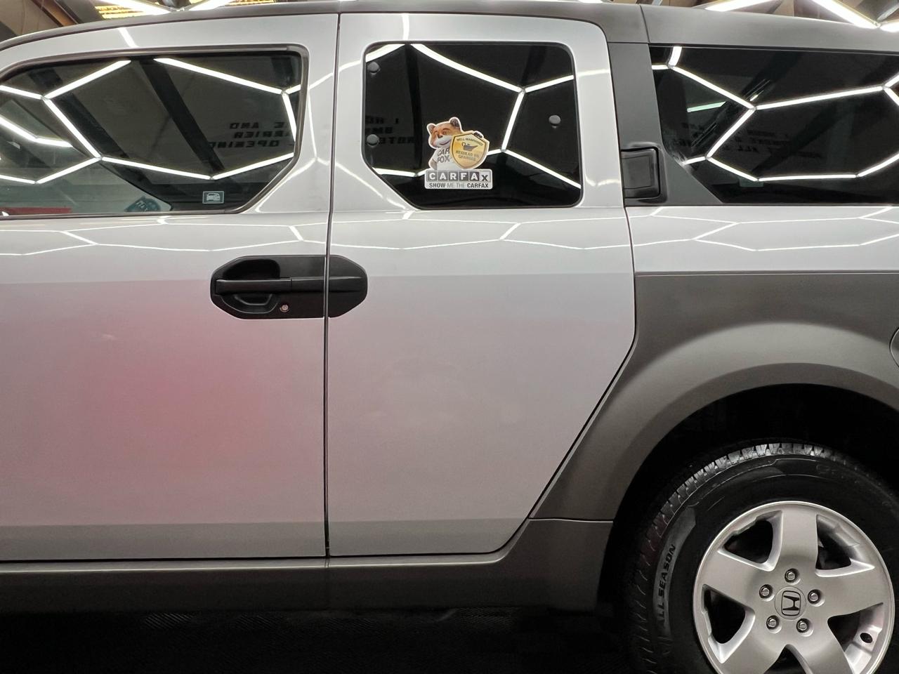 Honda Element EX 4WD AT w/ Front Side Airbags 2003