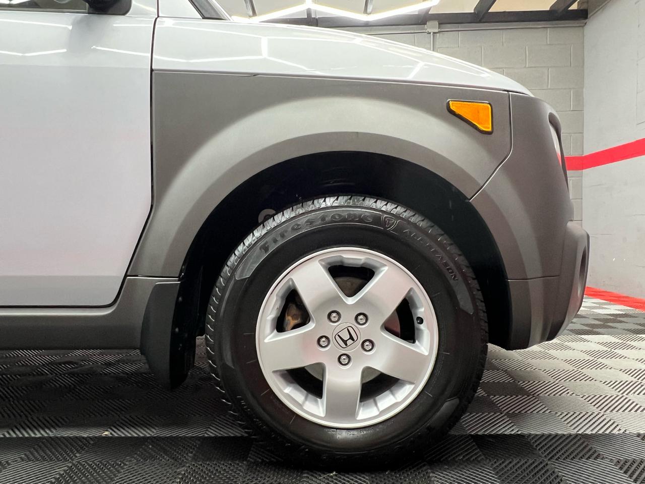 Honda Element EX 4WD AT w/ Front Side Airbags 2003