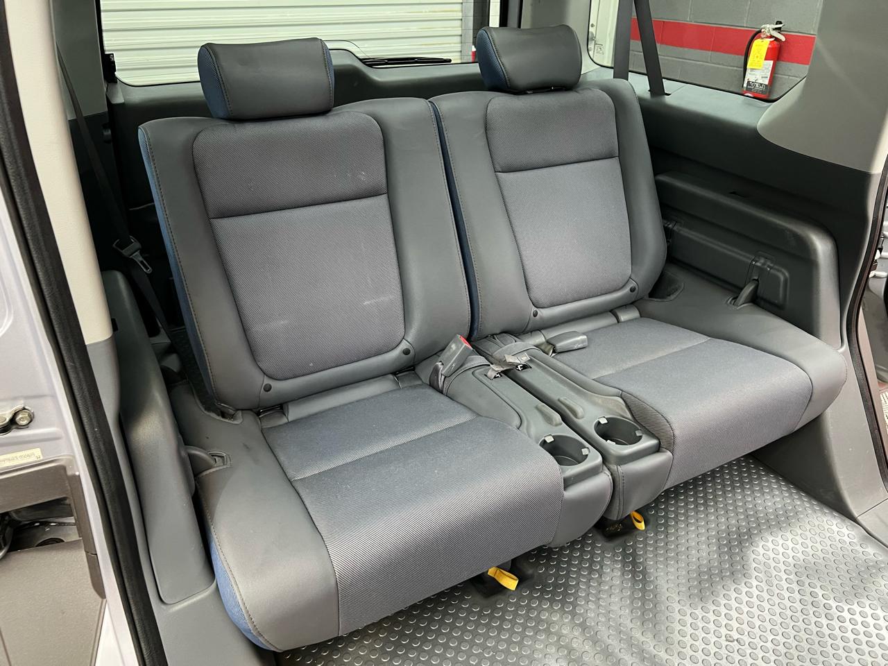 Honda Element EX 4WD AT w/ Front Side Airbags 2003