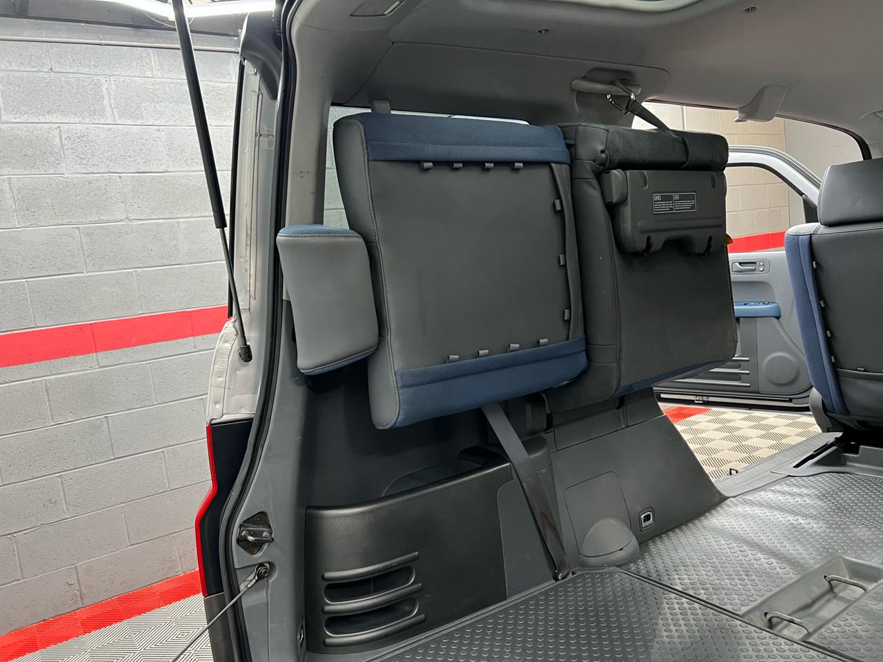 Honda Element EX 4WD AT w/ Front Side Airbags 2003