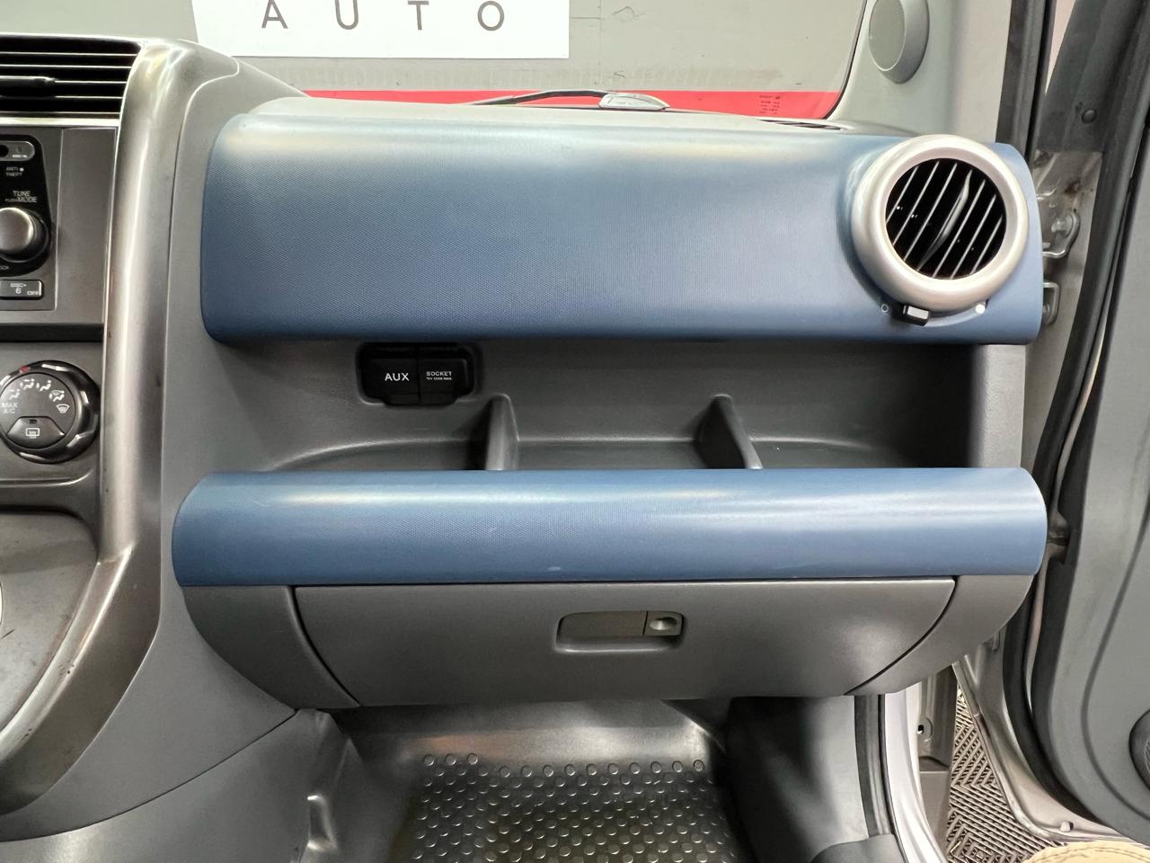 Honda Element EX 4WD AT w/ Front Side Airbags 2003