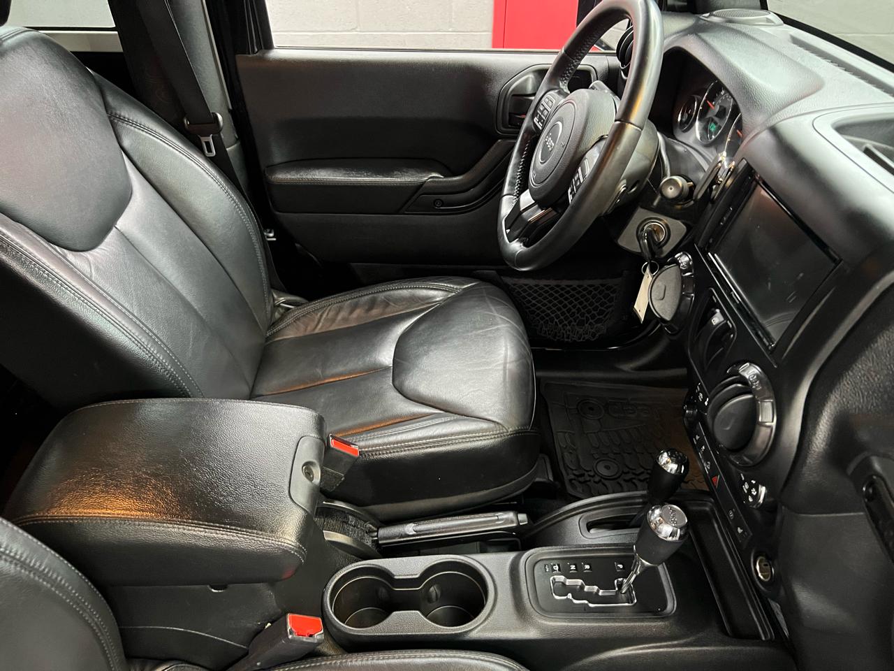 Jeep Wrangler Sahara 4WD 2017