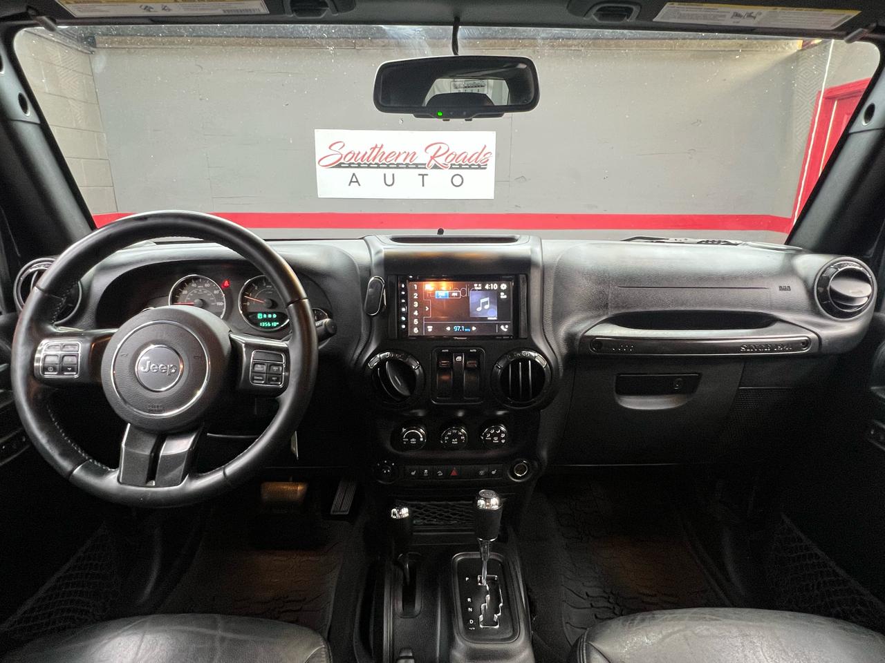 Jeep Wrangler Sahara 4WD 2017