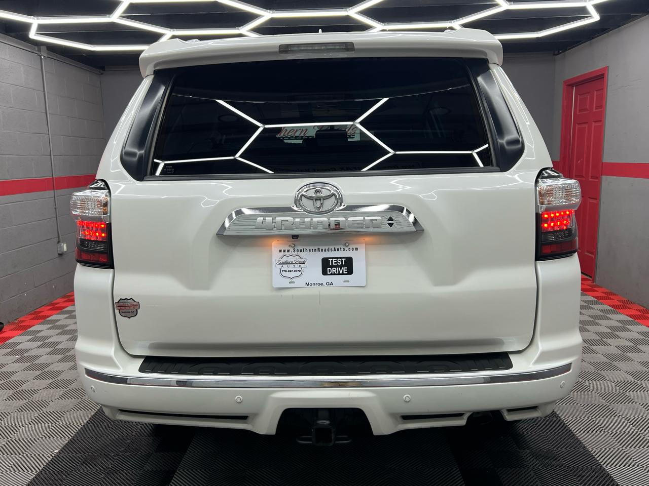 Toyota 4Runner Limited 2WD V6 2018