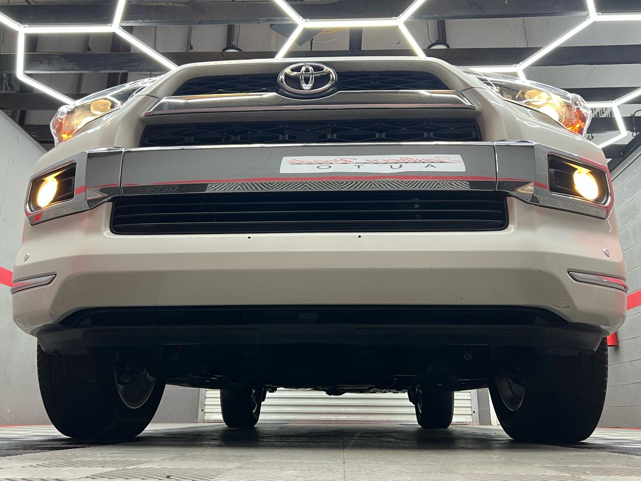 Toyota 4Runner Limited 2WD V6 2018
