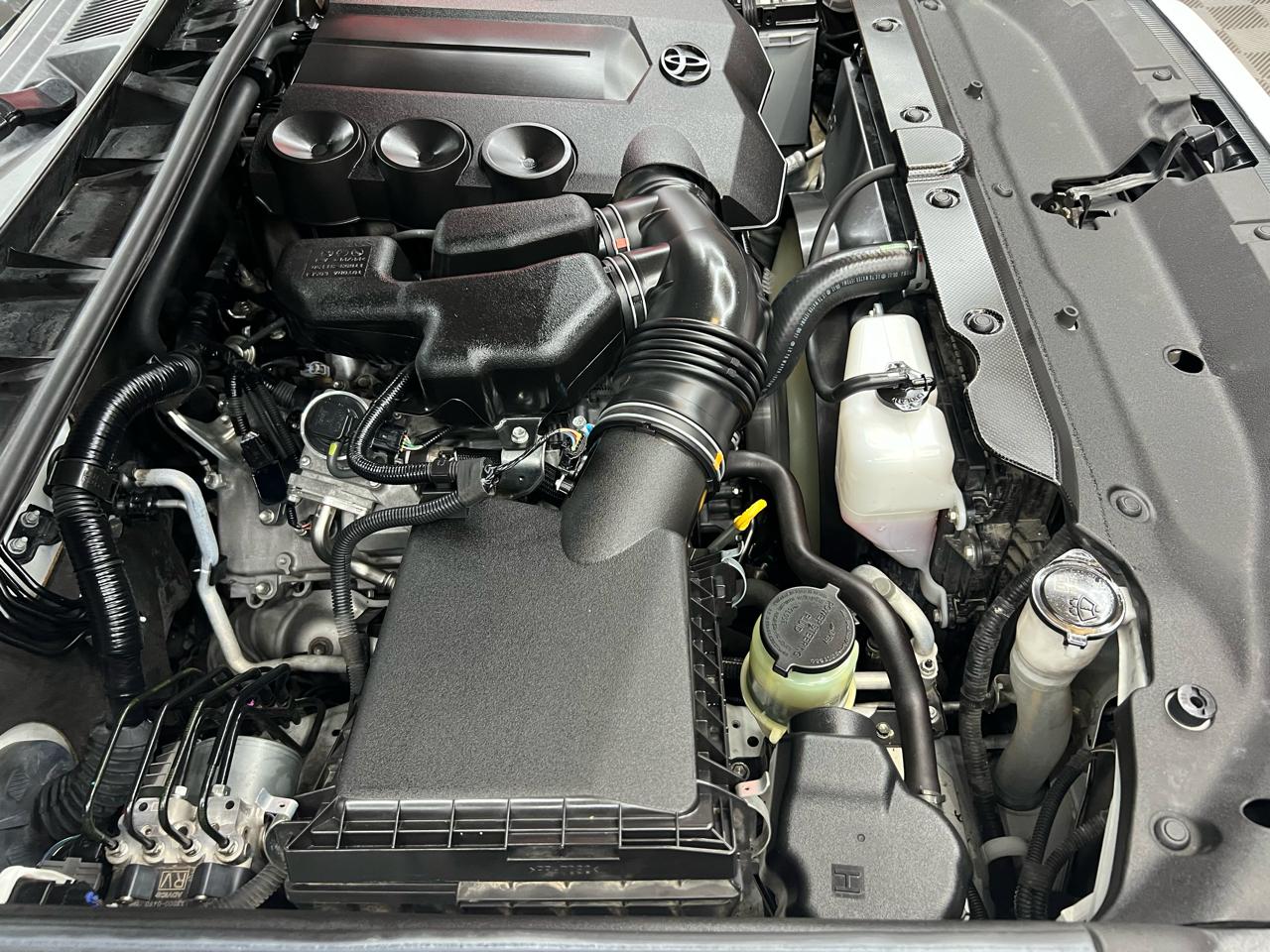 Toyota 4Runner Limited 2WD V6 2018