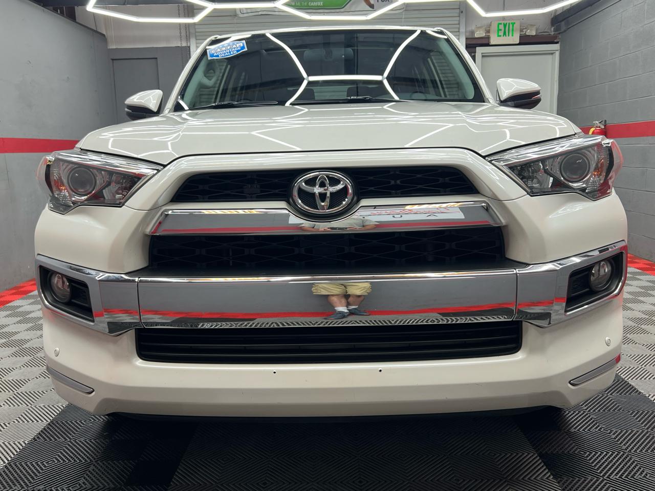 Toyota 4Runner Limited 2WD V6 2018
