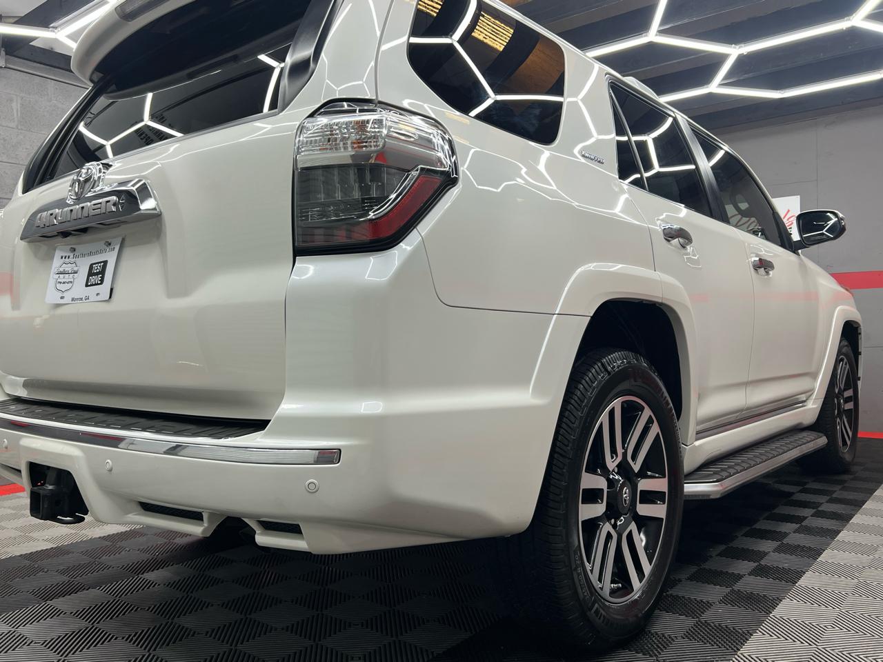 Toyota 4Runner Limited 2WD V6 2018