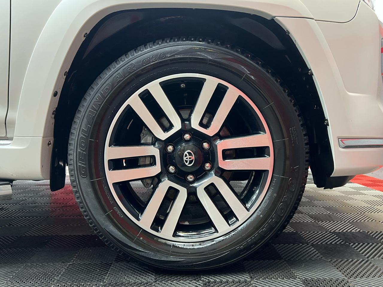 Toyota 4Runner Limited 2WD V6 2018