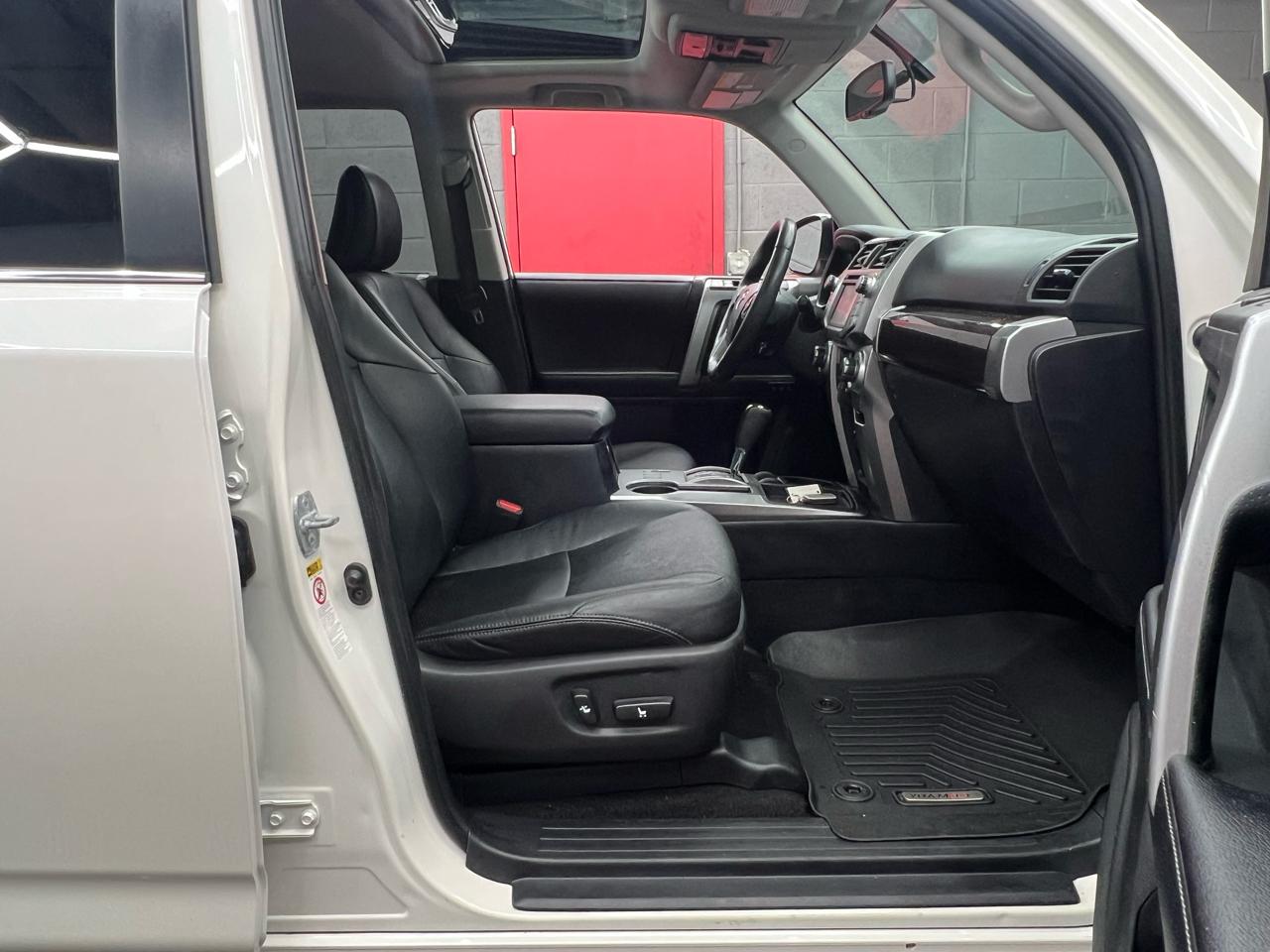 Toyota 4Runner Limited 2WD V6 2018