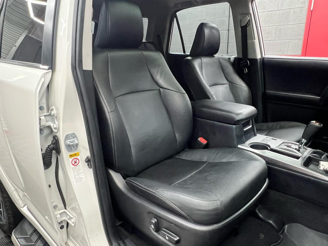 Toyota 4Runner Limited 2WD V6 2018
