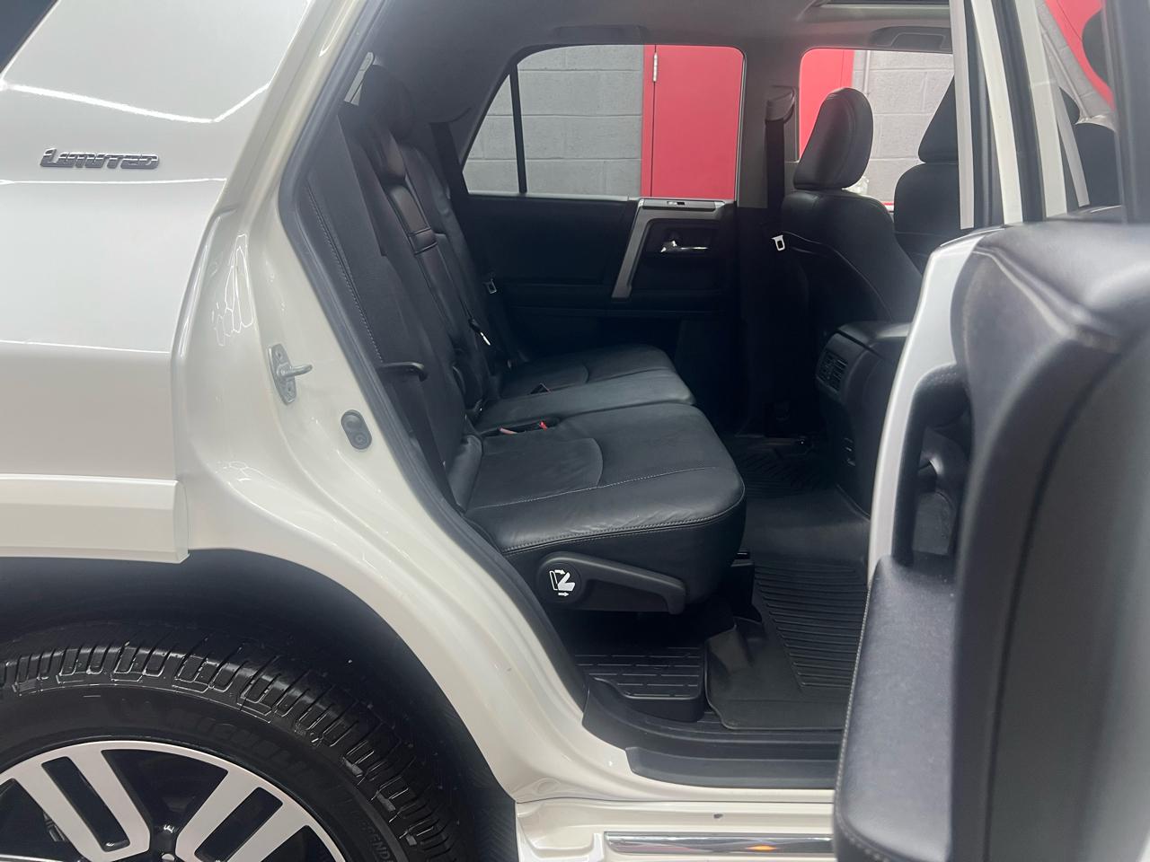 Toyota 4Runner Limited 2WD V6 2018