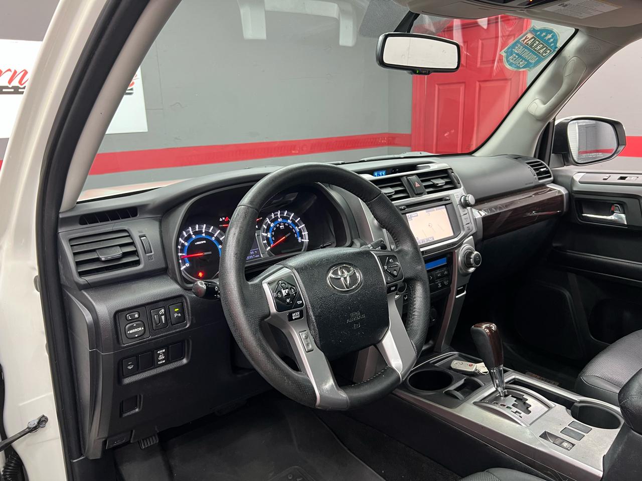 Toyota 4Runner Limited 2WD V6 2018