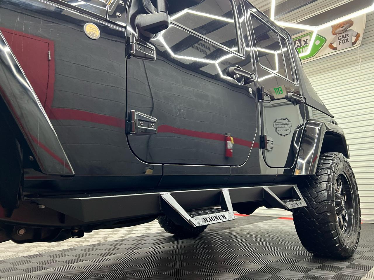 Jeep Wrangler Unlimited Sahara 4WD 2015