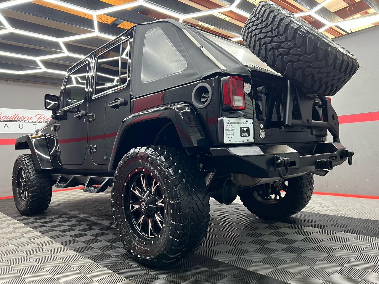 Jeep Wrangler Unlimited Sahara 4WD 2015